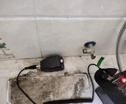 卡若屋顶漏水维修公司分享下卫生间漏水的危害及解决方法